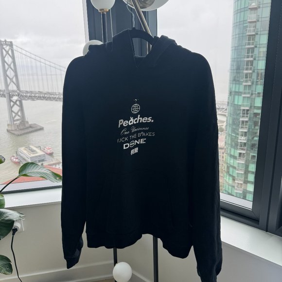 SOLD OUT ONLINE Streetwear Peaches Staple 2 Hoodie in Black - Picture 5 of 8